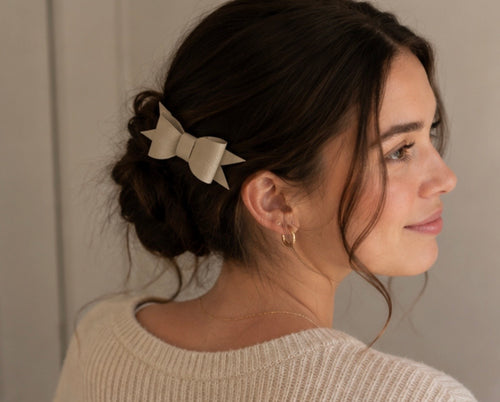 Heritage leather bows